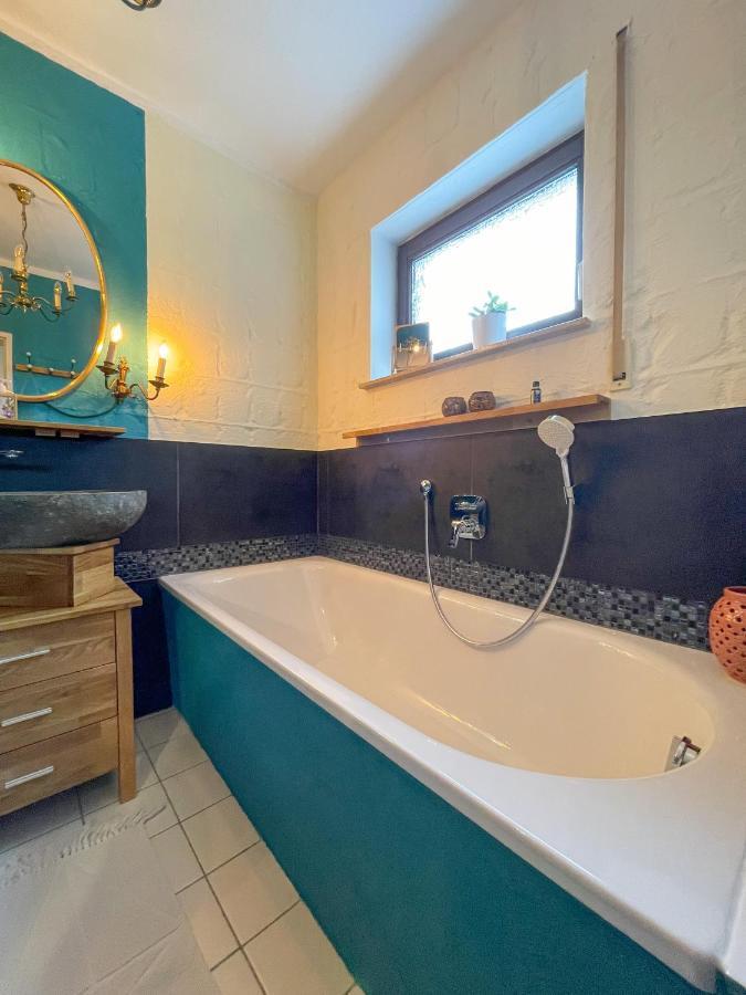 Souterrainwohnung Mit Grossem Garten Und Sauna Kassel Exteriér fotografie
