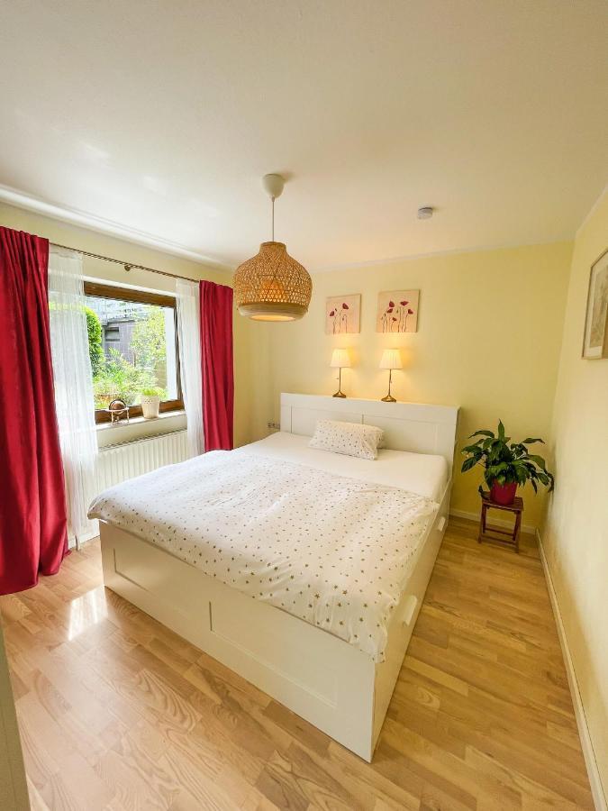 Souterrainwohnung Mit Grossem Garten Und Sauna Kassel Exteriér fotografie